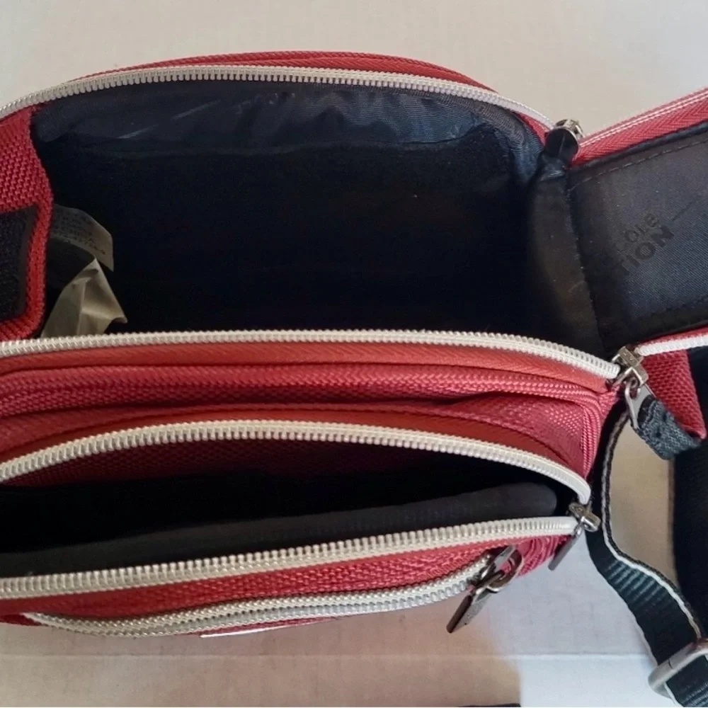 Kenneth Cole Reaction Red Camera Case
